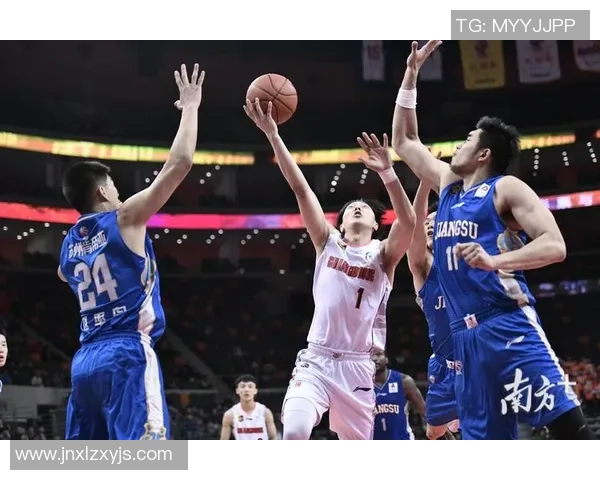 南京足球队在世锦赛积分榜中以80分稳居第一名引发热议