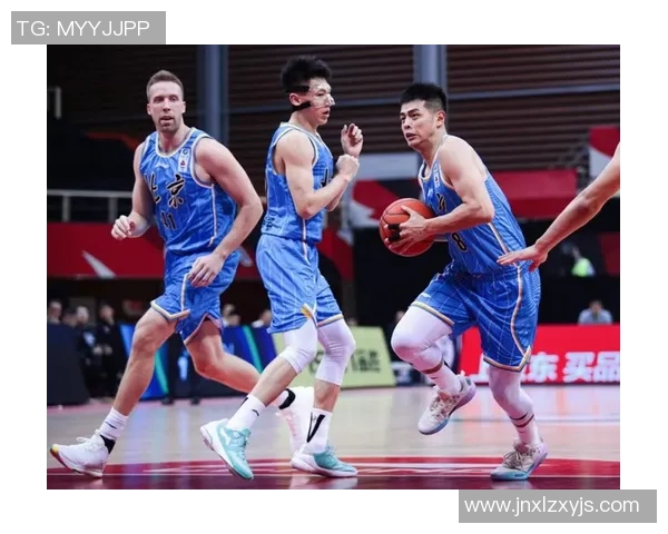 重庆篮球队的蜕变与挑战:世锦赛背后的奋斗故事 重庆篮球队的蜕变与挑战:世锦赛背后的奋斗故事