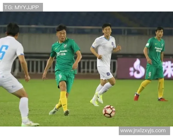 与吴伟畅谈足球生涯背后的故事与成长历程